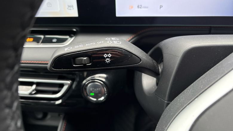 MG HS 1.5 T-GDI Trophy 5dr DCT Petrol Hatchback